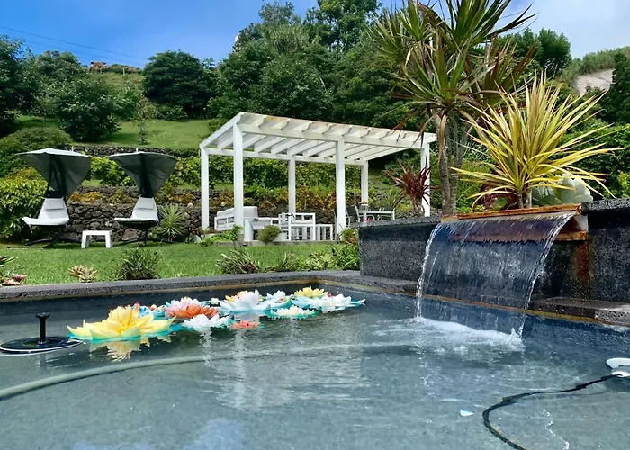 בית נופש Casa Do Milhafre - Villaverde Azores Feteiras